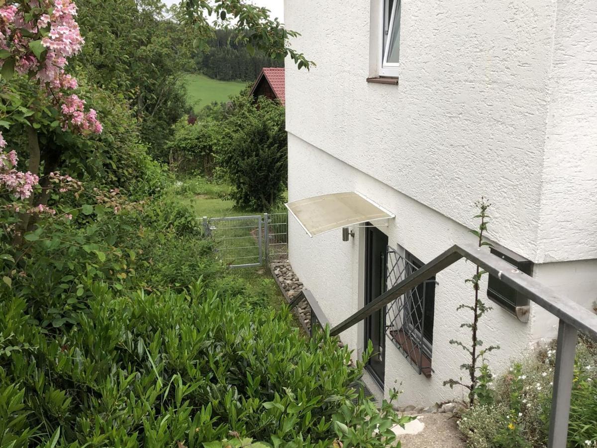 Apartamento Schwarzwaldhirsch Unterkirnach Exterior foto